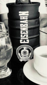 DJ buchen für Hochzeit & Events | Rock-DJ & Party-Musik