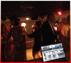 DJ buchen für Hochzeit & Events | Rock-DJ & Party-Musik
